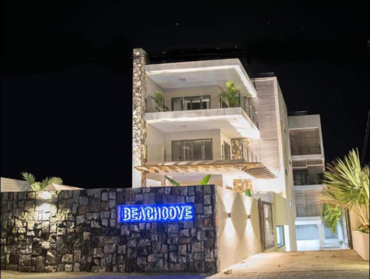 Luxury Modern 2-Bed Apartment Pereybere Grand Baie Exterior photo